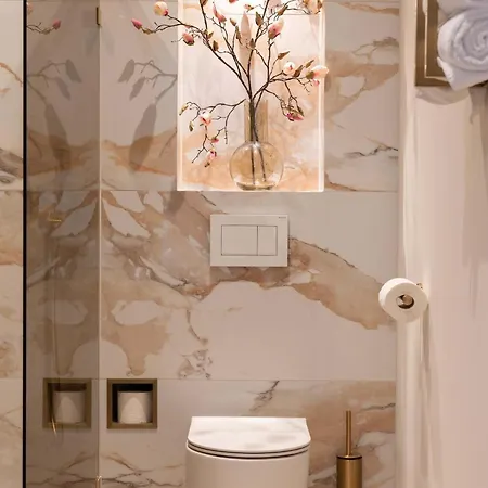 Suite Heiloo Lägenhet *